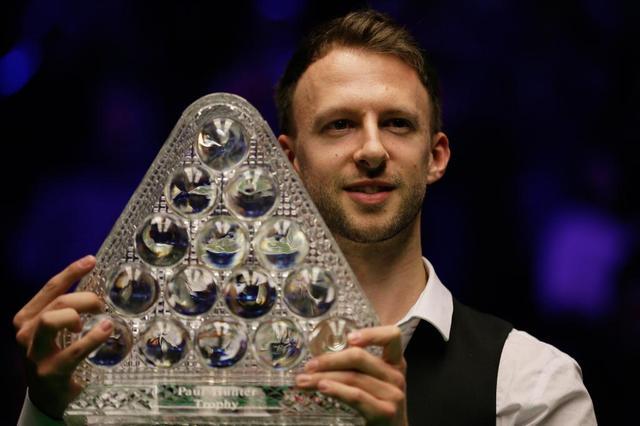 简短亮相或 简短亮相或